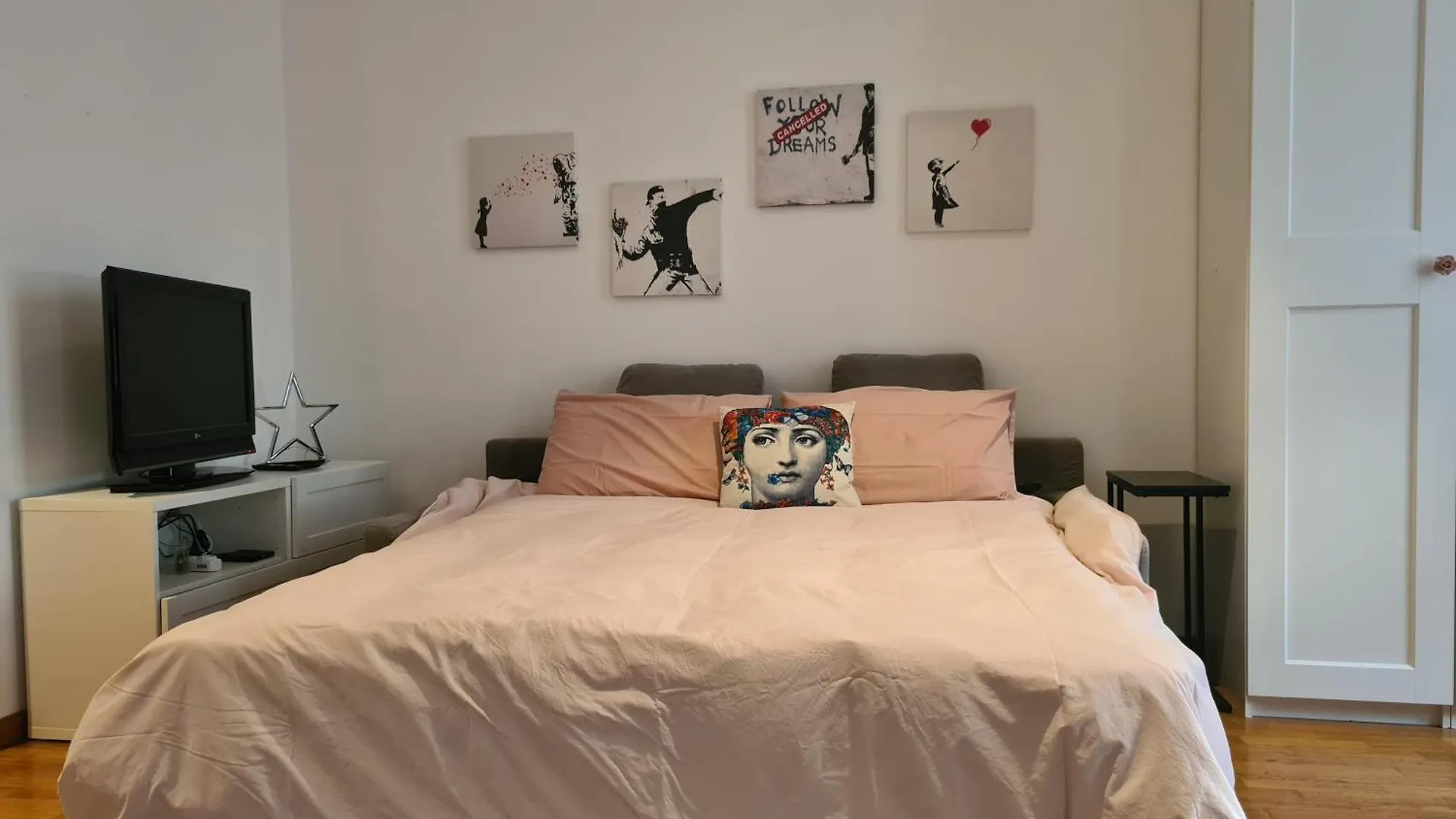 Apartment Portaromanabellamilano Studio 10 Minutes From Duomo