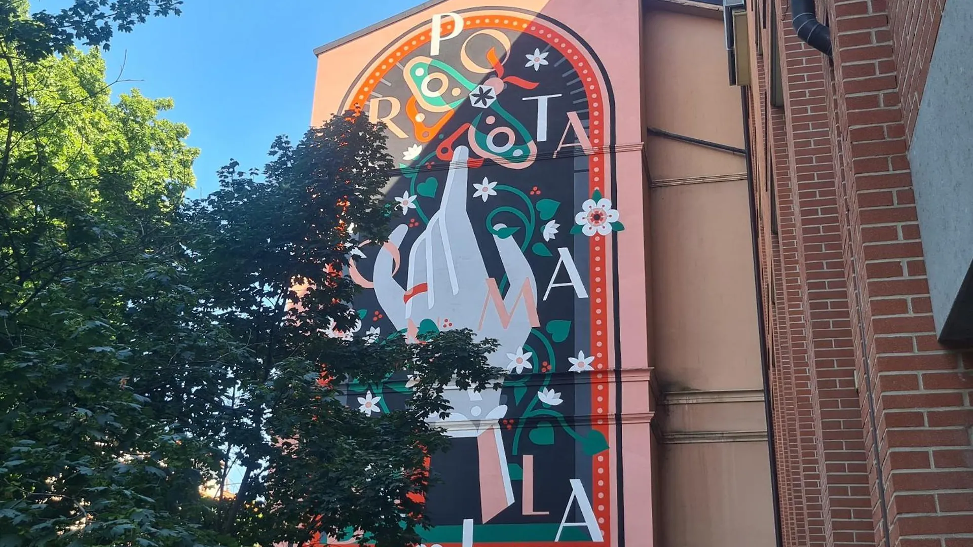 Apartment Portaromanabellamilano Studio 10 Minutes From Duomo Italy