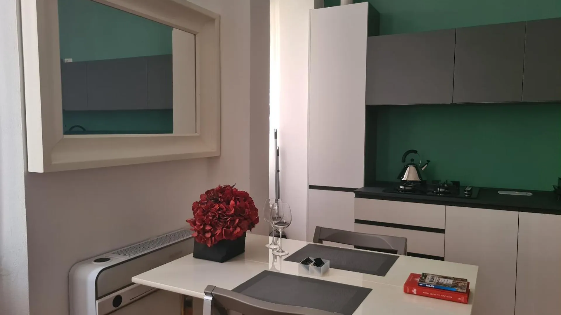 Apartment Portaromanabellamilano Studio 10 Minutes From Duomo