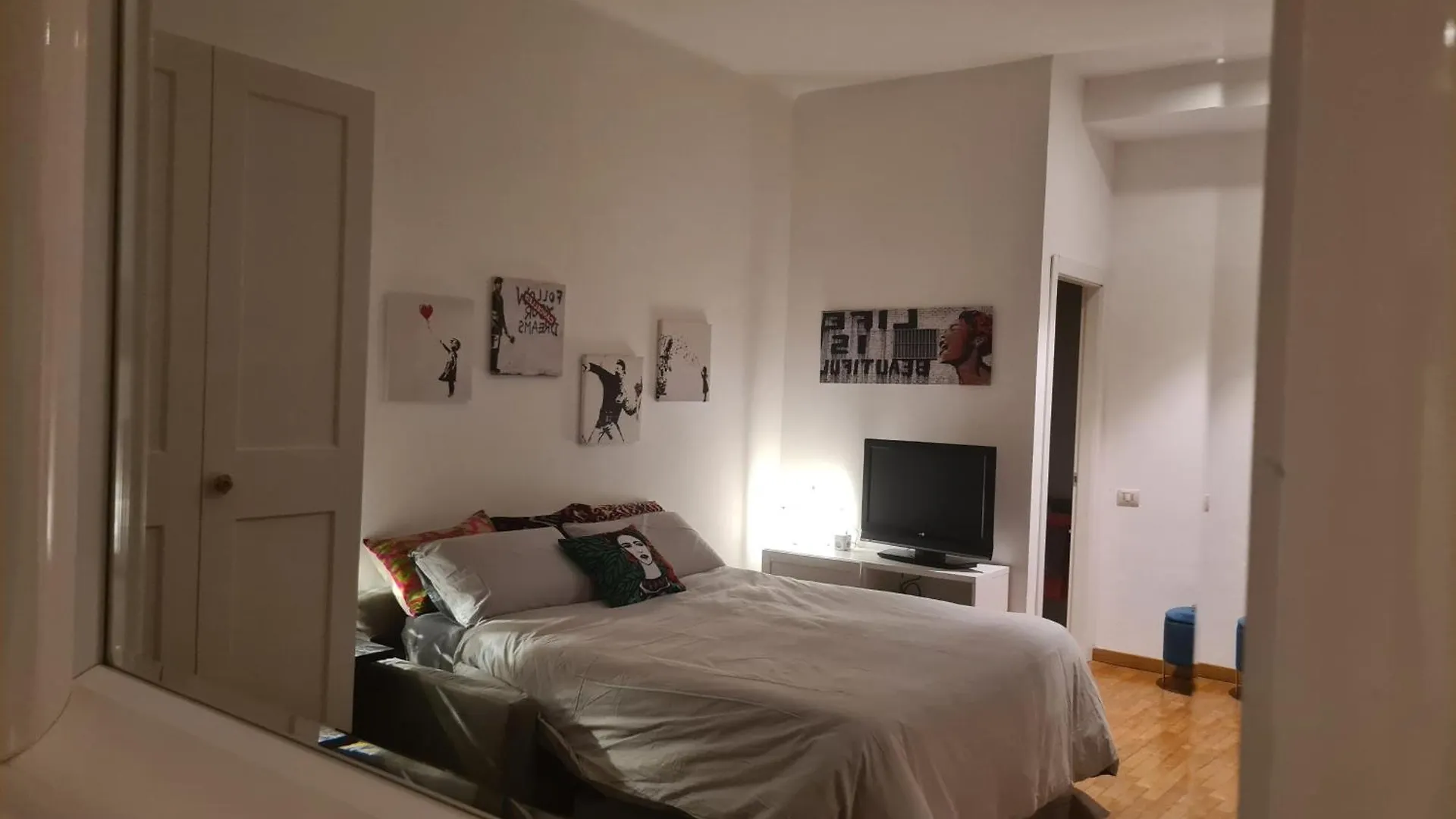 Portaromanabellamilano Studio 10 Minutes From Duomo location